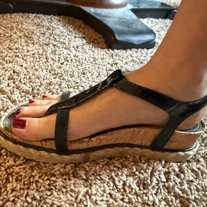 Donald J Pliner Black Patent Cork Espadrille T-Strap Wedge Sandals 6.5M